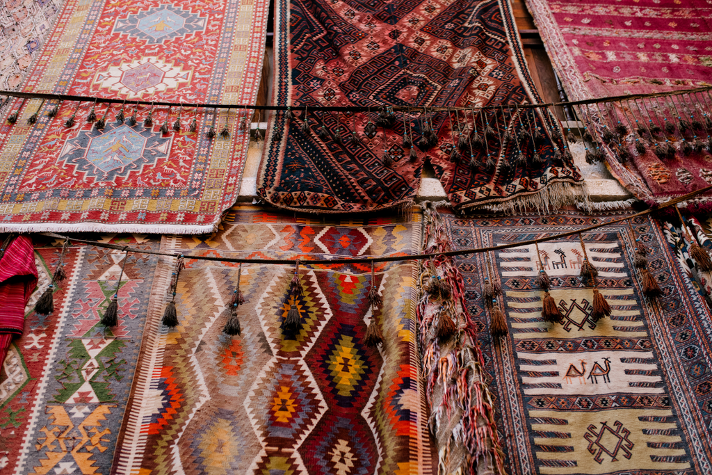 The Beauty and Craftsmanship Behind Colorful Moroccan Rugs