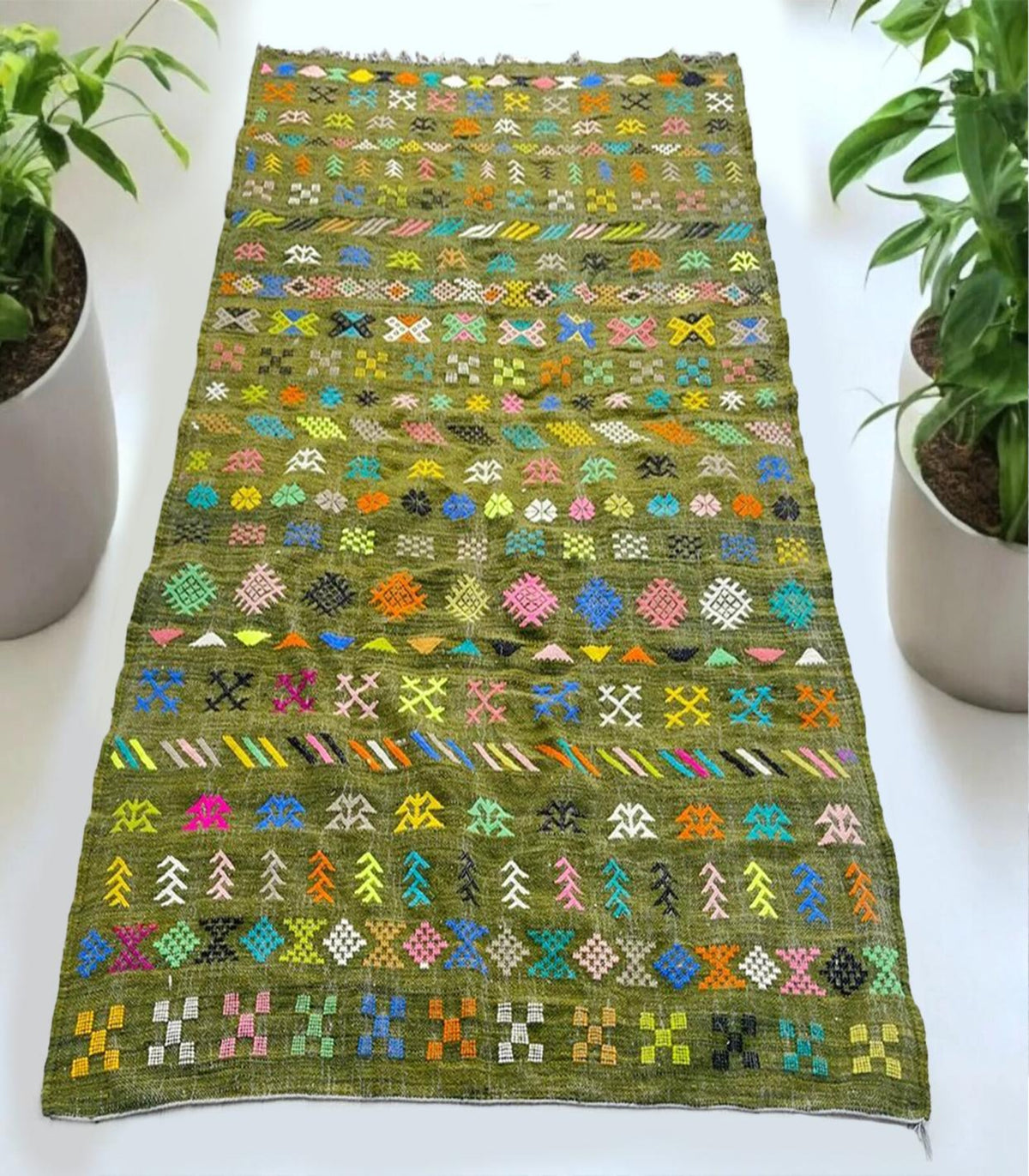 Green Kilim RUG: Durable and Stylish for Modern Homes